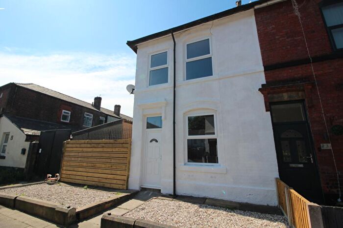 3 Bedroom Terraced House To Rent In Halstead Street, Bury, BL9