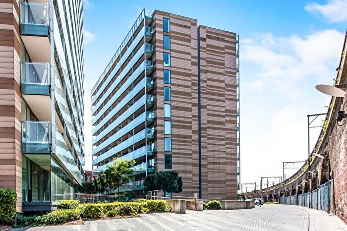 2 Bedroom Flat To Rent In Kelso Place, Manchester, M15