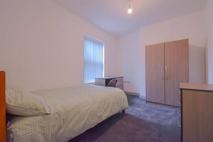 3 Bedroom Terraced House To Rent In Milner Road, Selly Oak, B29