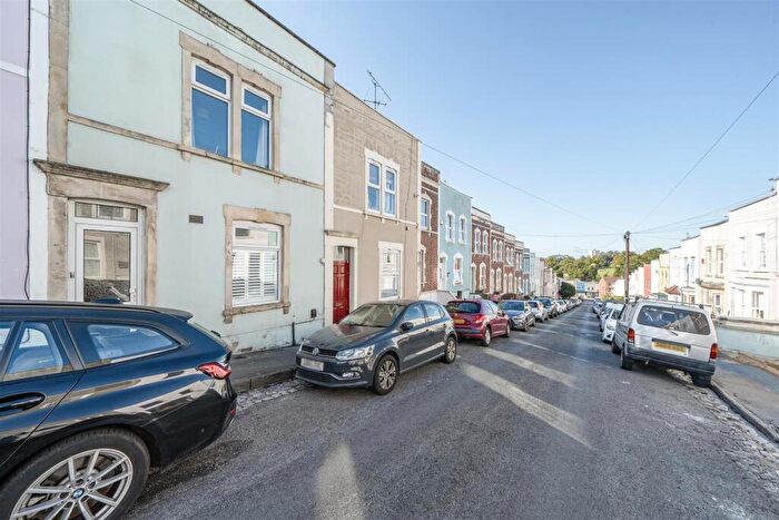 2 Bedroom Terraced House For Sale In Windsor Terrace, Totterdown, Bristol, BS3