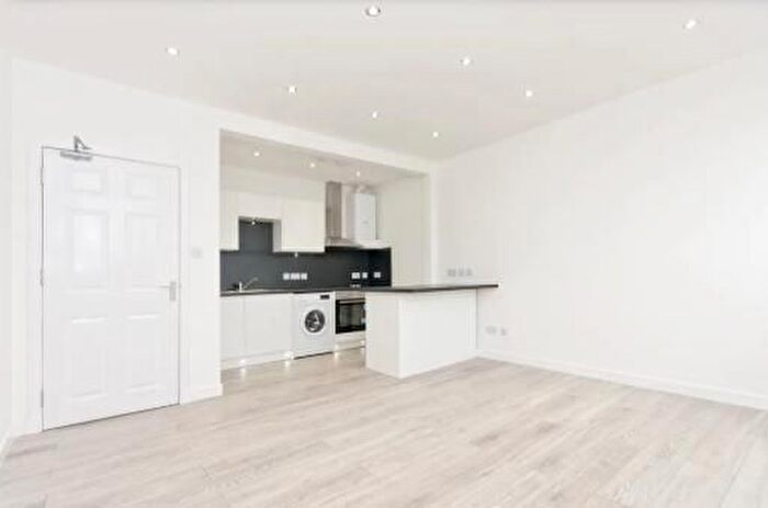 2 Bedroom Property To Rent In Terryfield Road, High Wycombe, HP13