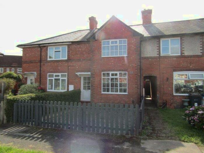 2 Bedroom House To Rent In Mapleton Grove, Hall Green, Birmingham, B28