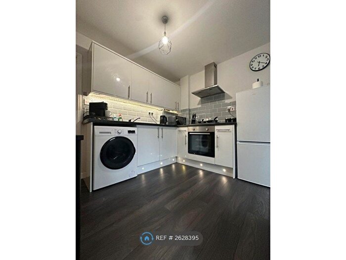1 Bedroom Flat To Rent In William Street, Reading, RG1