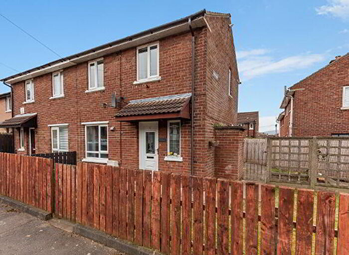 2 Bedroom Semi-Detached House For Sale In Knocknagoney Grove, Belfast, BT4