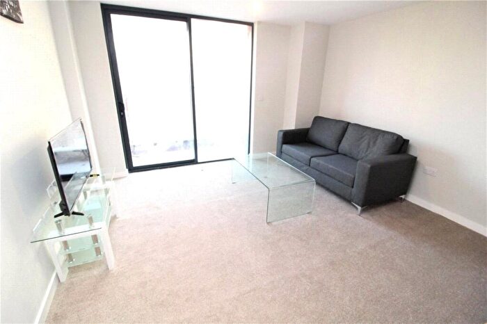 2 Bedroom Flat To Rent In Adelphi Wharf B, Adelphi Street, Salford, Greater Manchester, M3