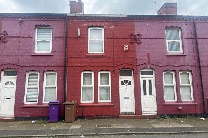 2 Bedroom Terraced House To Rent In Bootle, L20