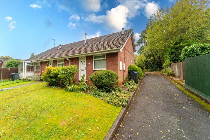 1 Bedroom Bungalow To Rent In Raddlebarn Farm Drive, Birmingham, B29