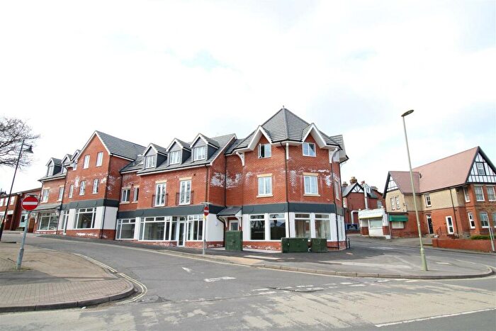 1 Bedroom Flat To Rent In Station Road, Park Gate, Southampton, SO31
