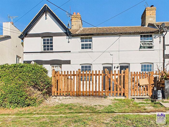 3 Bedroom Cottage For Sale In Rochester Road, Burham, Rochester, ME1