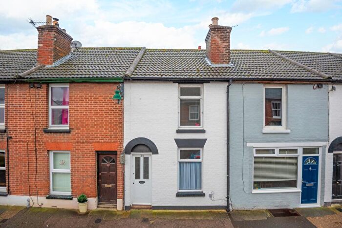 3 Bedroom Terraced House To Rent In Lansdown Road, Canterbury, CT1