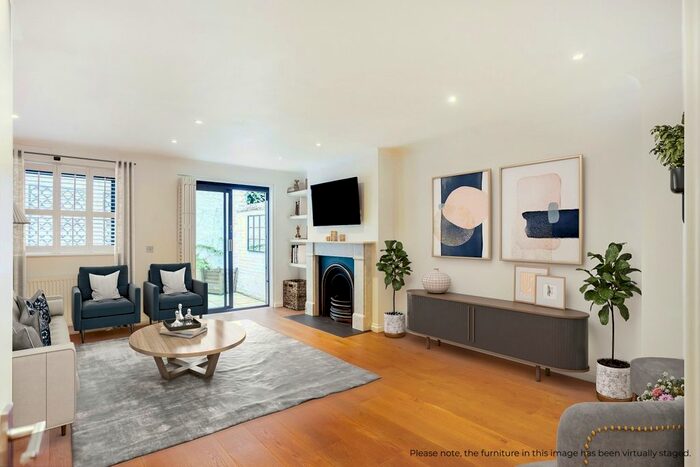 3 Bedroom Terraced House To Rent In Redfield Lane, London, SW5