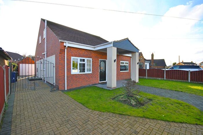 4 Bedroom Bungalow For Sale In Hatchell Drive, Doncaster, DN4