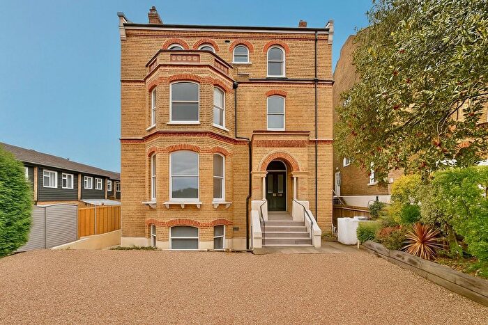 1 Bedroom Flat To Rent In Ewell Road, Surbiton, KT6