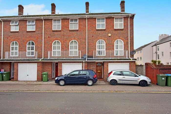 1 Bedroom Private Hall To Rent In Room In Shared House, John Street, Southampton, SO14