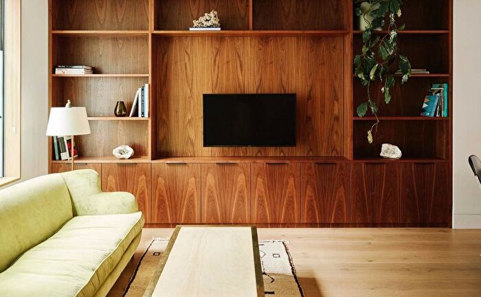 1 Bedroom Flat To Rent In Weymouth Mews, London, W1G