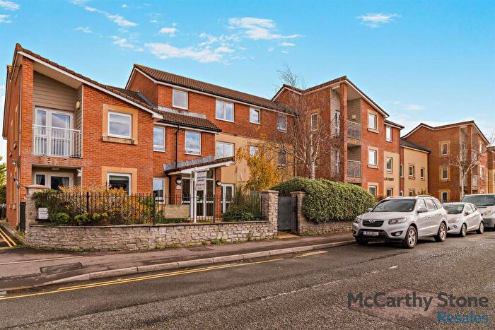 1 Bedroom Apartment For Sale In Fussells Court, Station Road, Worle, Weston-Super-Mare, Somerset, BS22