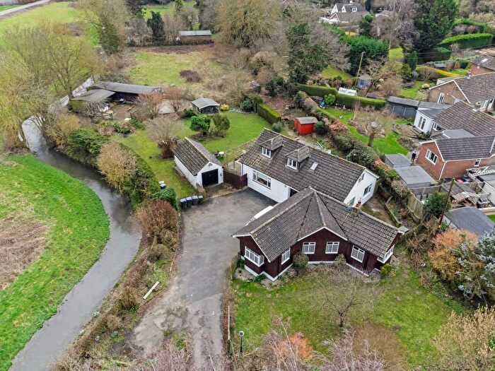 6 Bedroom Detached House For Sale In The Street, Canterbury, CT4