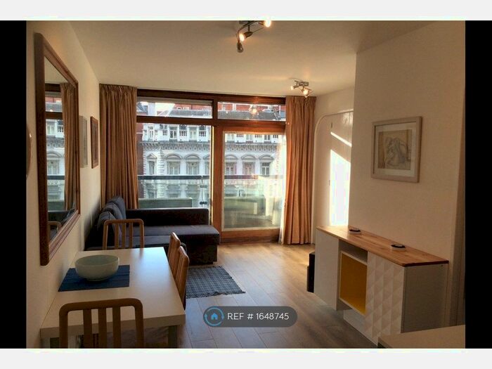 1 Bedroom Flat To Rent In Barbican, London, EC2Y