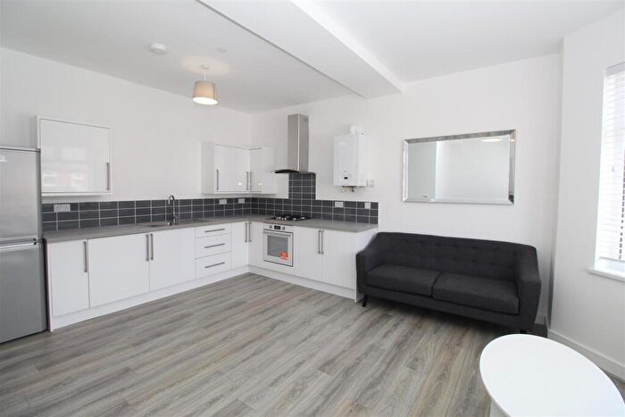 2 Bedroom Flat To Rent In Margam Road, Gabalfa, Cardiff, CF14