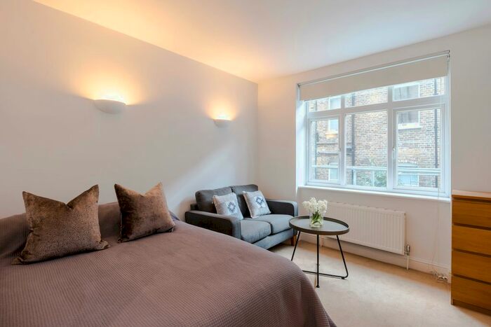 Studio To Rent In Marylebone High Street, London, W1U