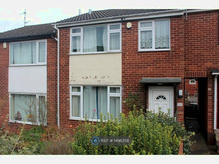 3 Bedroom Terraced House To Rent In Moorfield, Morley, Leeds, LS27