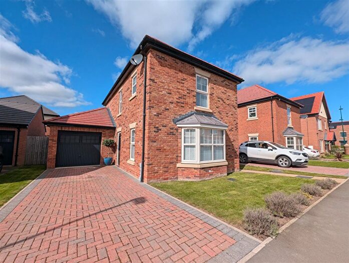 3 Bedroom Detached House For Sale In Middlehope Way, Darlington, DL2