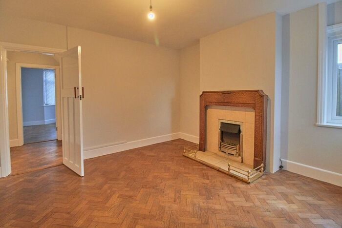 3 Bedroom Semi-Detached House To Rent In Charles Street, Hinckley LE10