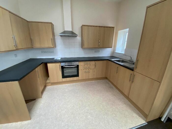 2 Bedroom Flat To Rent In A Market Place, Penzance, TR18