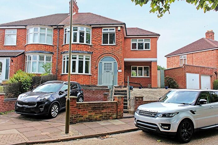 3 Bedroom Semi-Detached House To Rent In Aylestone Road, Aylestone, Leicester, LE2