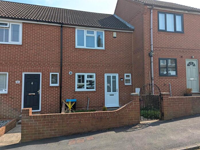 2 Bedroom Terraced House To Rent In Regent Street, Harrogate, HG1