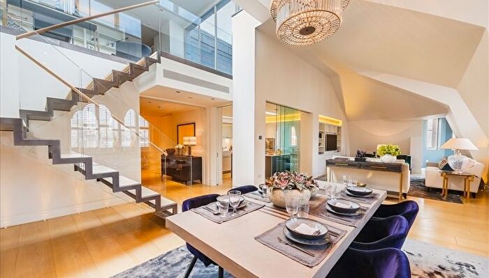 2 Bedroom Flat To Rent In Balderton Street, London, W1K