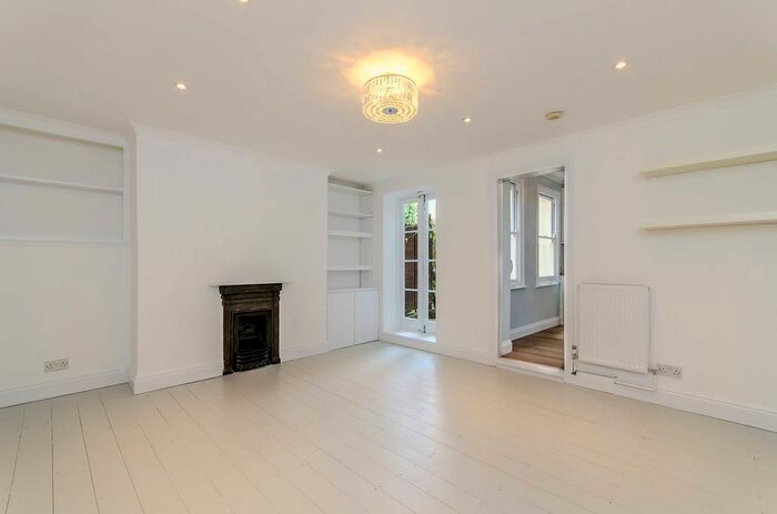 1 Bedroom Flat To Rent In Rosendale Road, West Dulwich, London, SE21