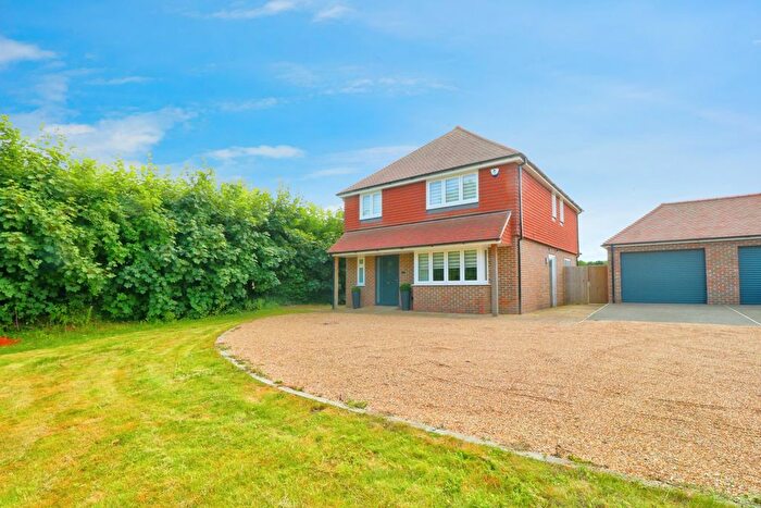 4 Bedroom Detached House For Sale In Kempes Corner, Boughton Aluph, TN25