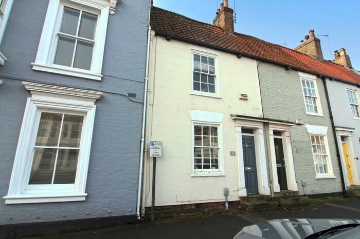 3 Bedroom Terraced House To Rent In North Bar Without, HU17