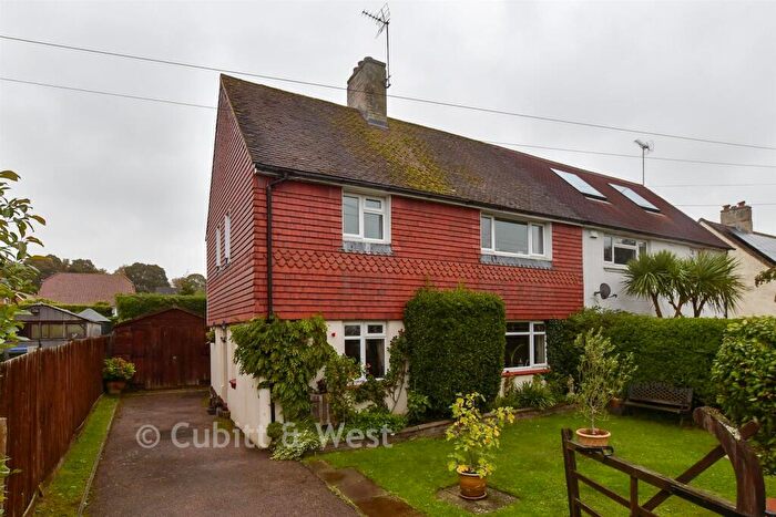 3 Bedroom Semi-Detached House For Sale In Stane Street Close, Codmore Hill, Pulborough, West Sussex, RH20