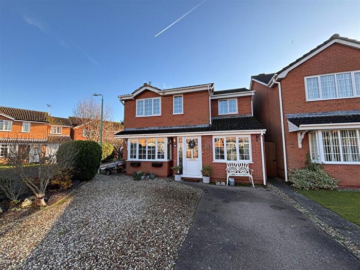 4 Bedroom Detached House For Sale In Routh Avenue, Purdis Farm, Ipswich, IP3