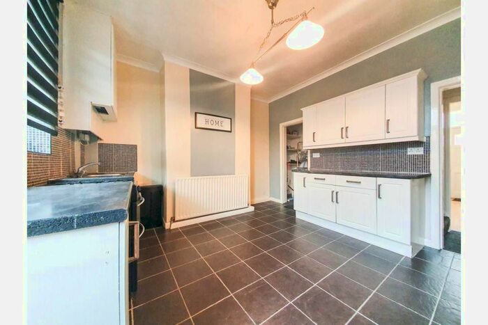 2 Bedroom Terraced House To Rent In Glebe Street, Castleford, WF10