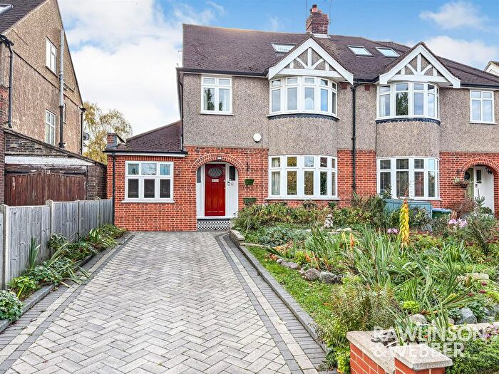 5 Bedroom Semi-Detached House For Sale In Park Way, West Molesey, KT8