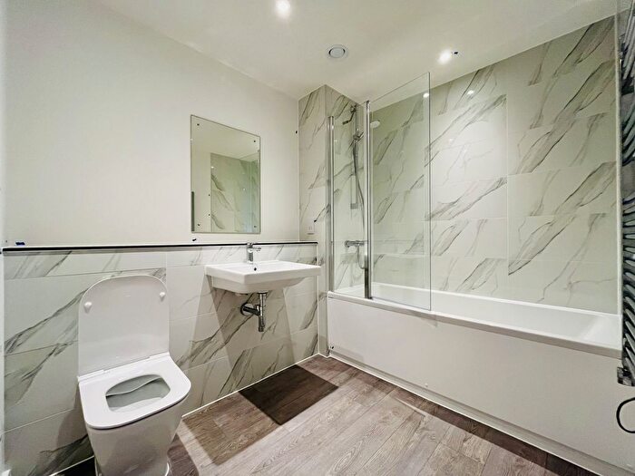 1 Bedroom Flat To Rent In The Burj, Bradford Street, B12