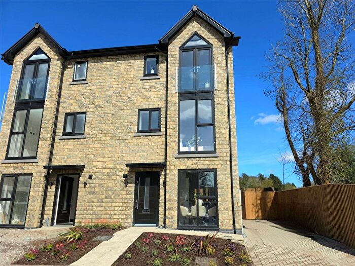 4 Bedroom Semi Detached House For Sale In Prospect Heights, Mossley, Ashton, OL5