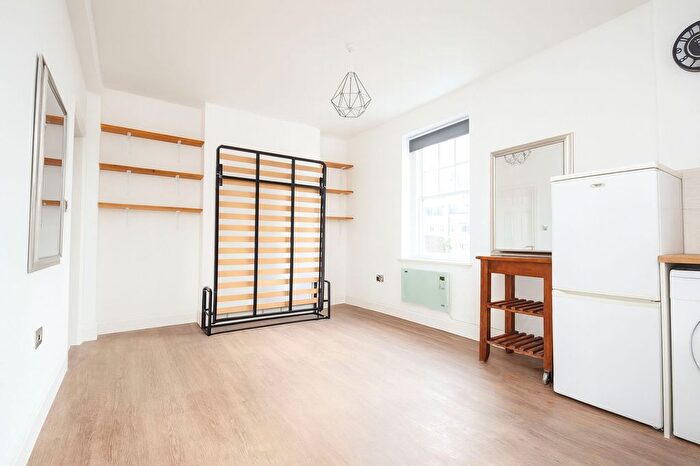 Studio To Rent In Teesdale Close, London, E2