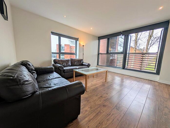 2 Bedroom Apartment To Rent In Pall Mall, Liverpool, L3