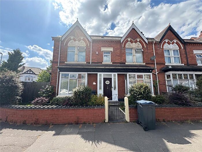 4 Bedroom End Of Terrace House For Sale In Edwards Road, Birmingham, West Midlands, B24