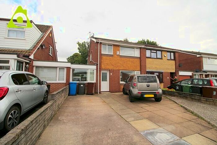 3 Bedroom Semi-Detached House To Rent In Dunster Close, Platt Bridge, Wigan, WN2