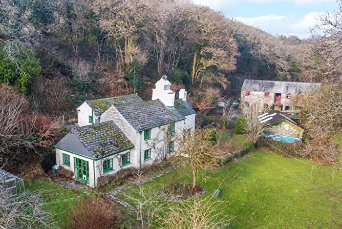 4 Bedroom Detached House For Sale In Bere Peninsula, West Devon, PL20