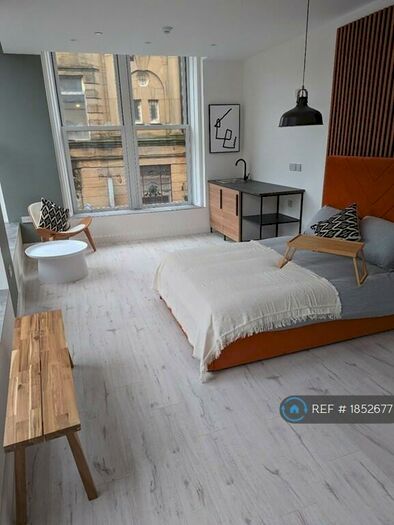 1 Bedroom Flat To Rent In Silver Street, Bury, BL9