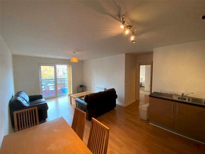 2 Bedroom Apartment To Rent In Cavendish House, Didsbury, Manchester, M20