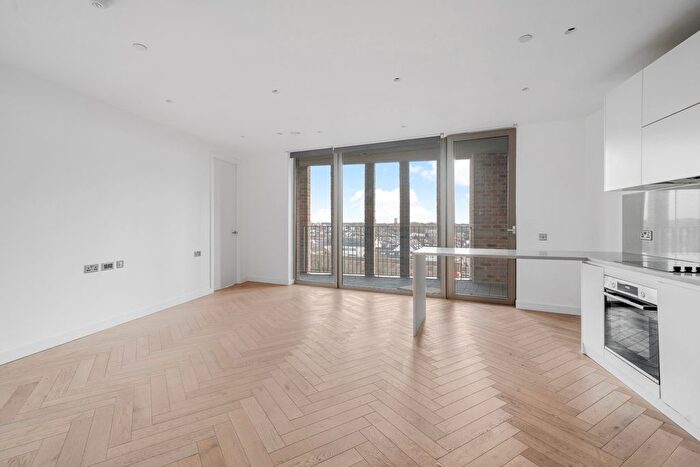 2 Bedroom Flat To Rent In Oberman Road, London, NW10