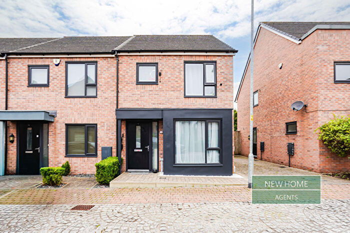 2 Bedroom End Of Terrace House For Sale In Greenfinch Avenue, Cottam, Preston, PR4