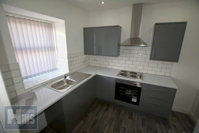 2 Bedroom Flat To Rent In Mansfield Road, Sheffield, South Yorkshire, S12